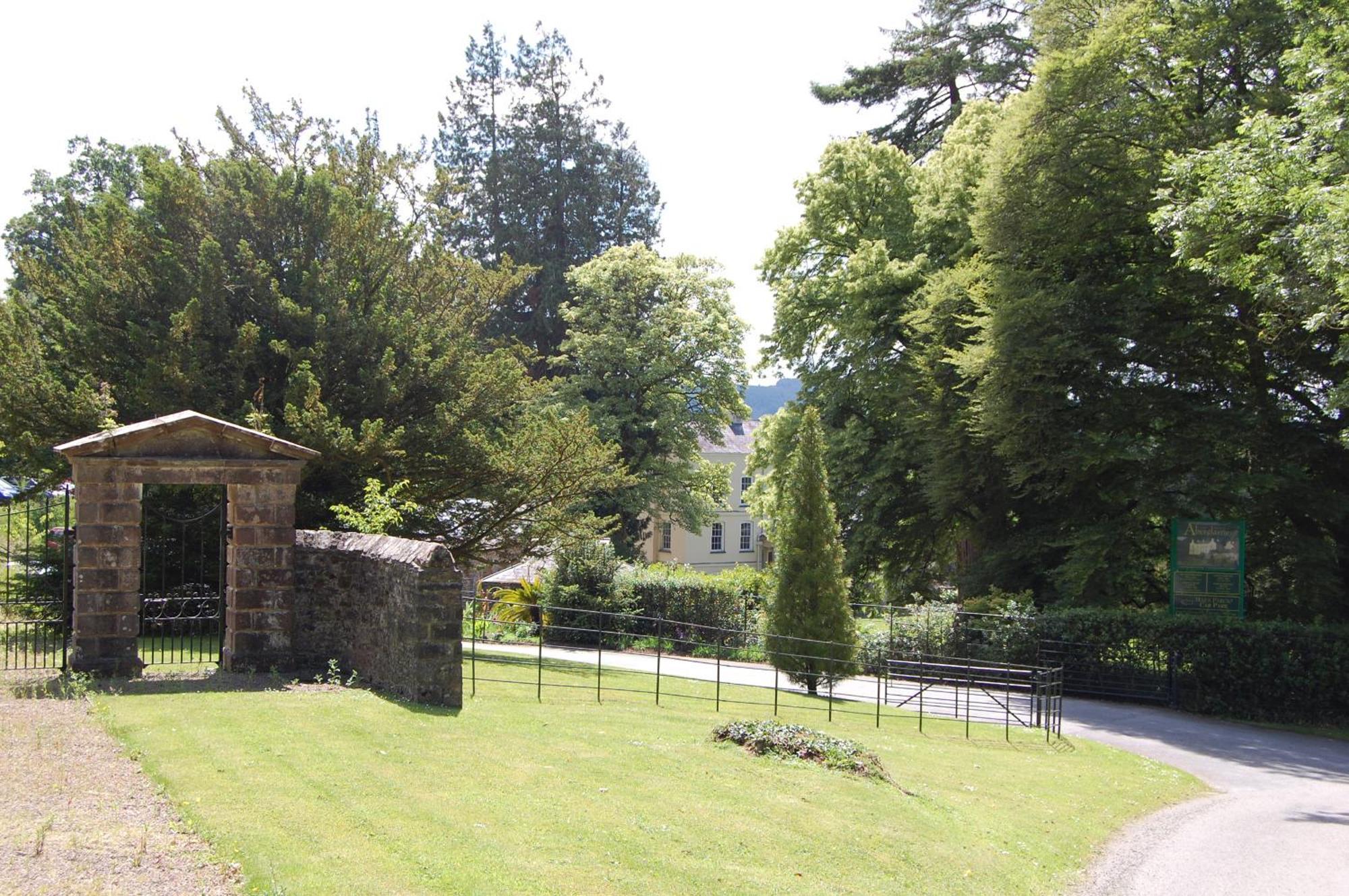 Dinefwr Cottage Carmarthen Exteriér fotografie